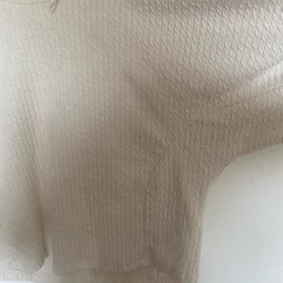 Anthropology size large Arya textured top with balloon sleeves - Picture 5 of 8